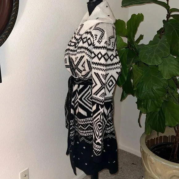 Ralph Lauren Women’s Black White Aztec Southwest Car Coat Cardigan Size XL - Picture 16 of 16